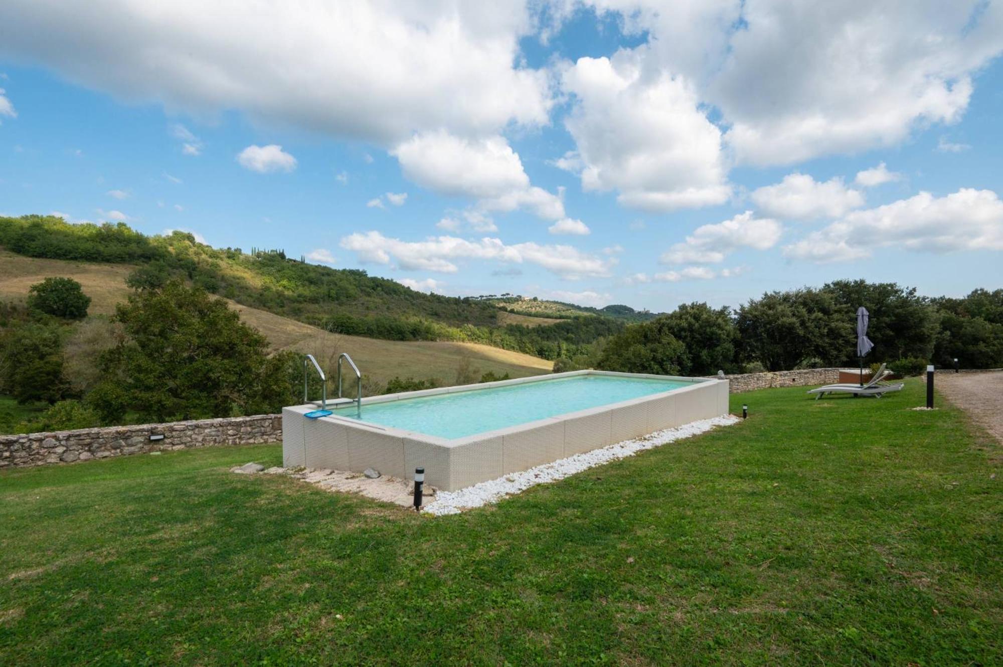 Antognola Castello Valenzino B&B 외부 사진