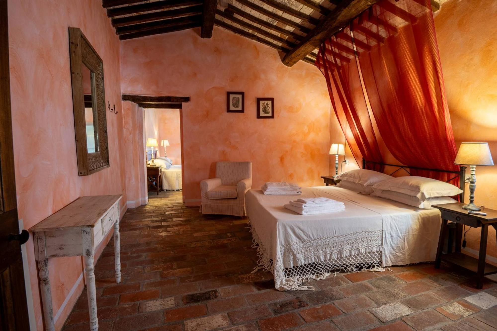 Antognola Castello Valenzino B&B 외부 사진