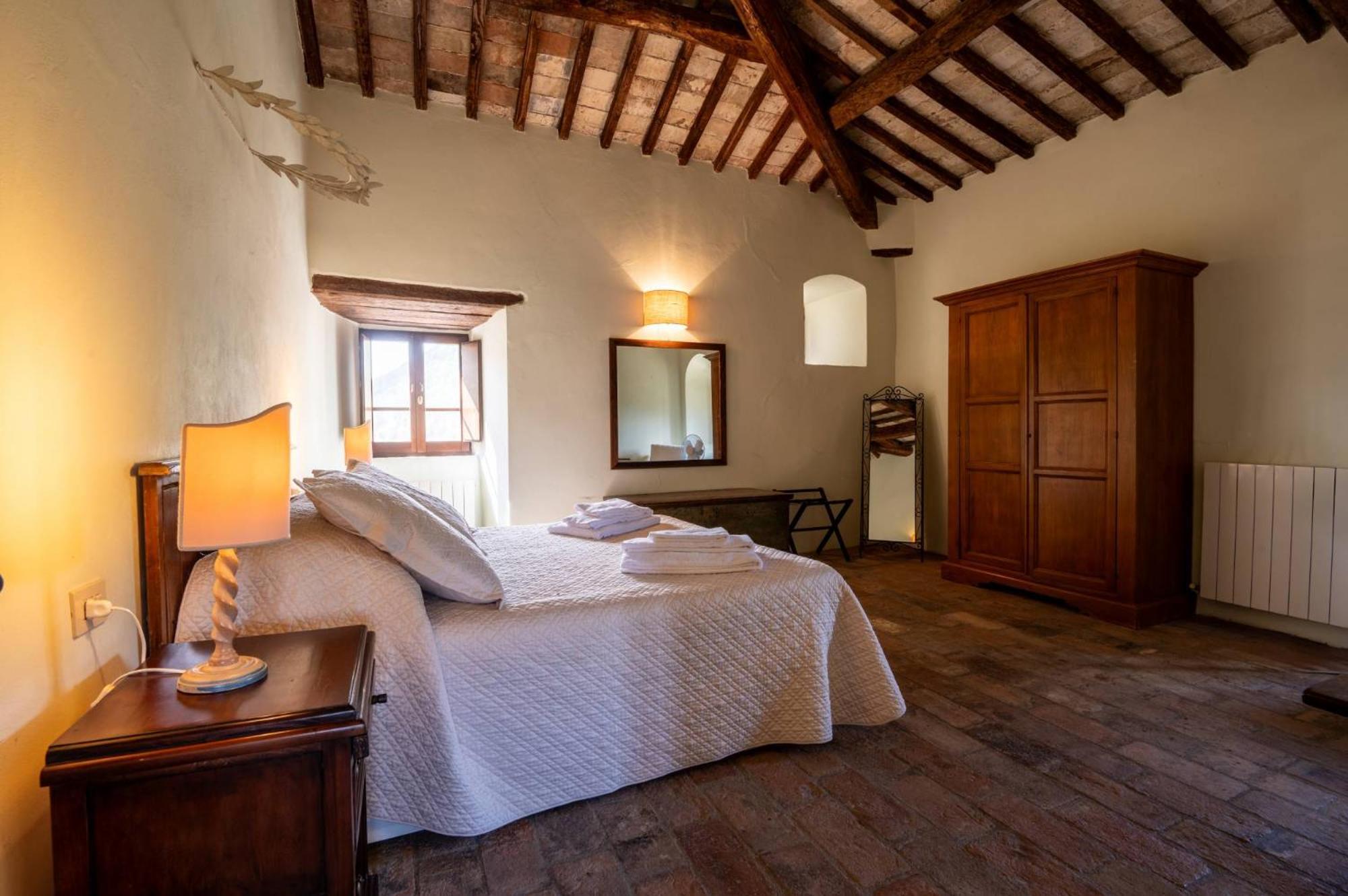 Antognola Castello Valenzino B&B 외부 사진