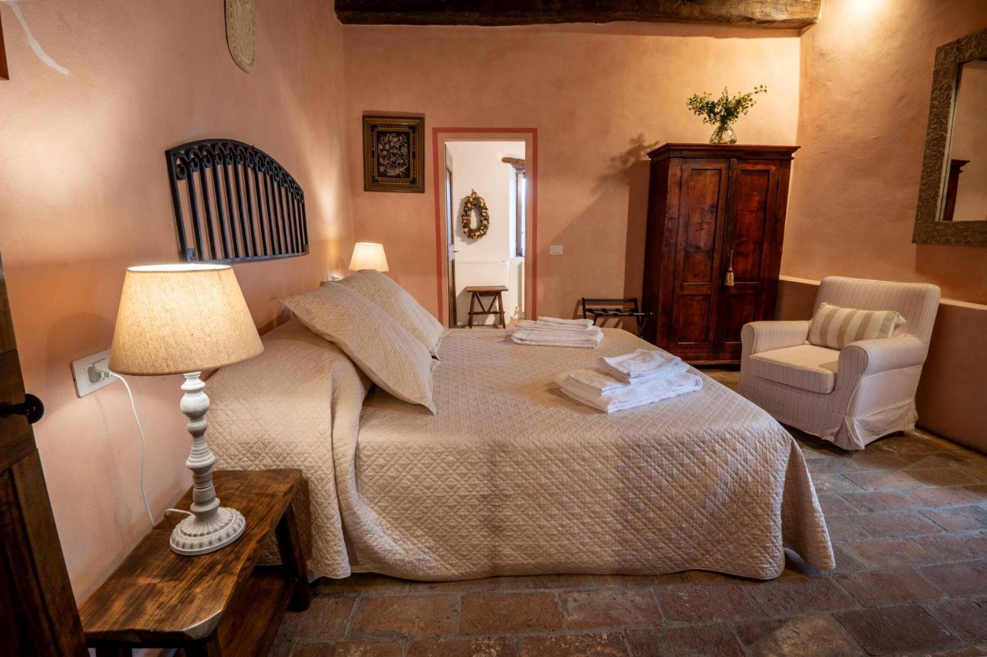 Antognola Castello Valenzino B&B 외부 사진