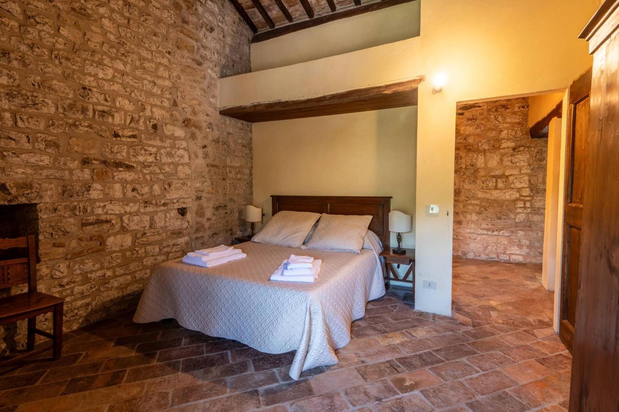 Antognola Castello Valenzino B&B 외부 사진