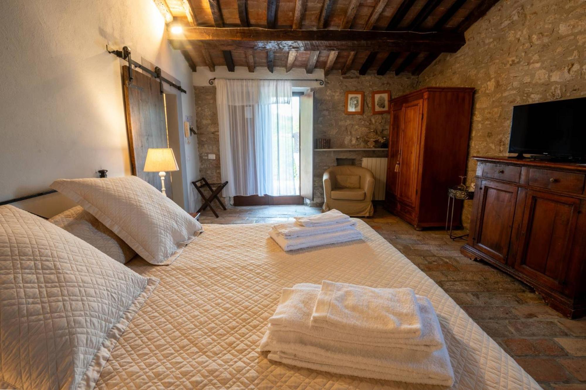 Antognola Castello Valenzino B&B 외부 사진