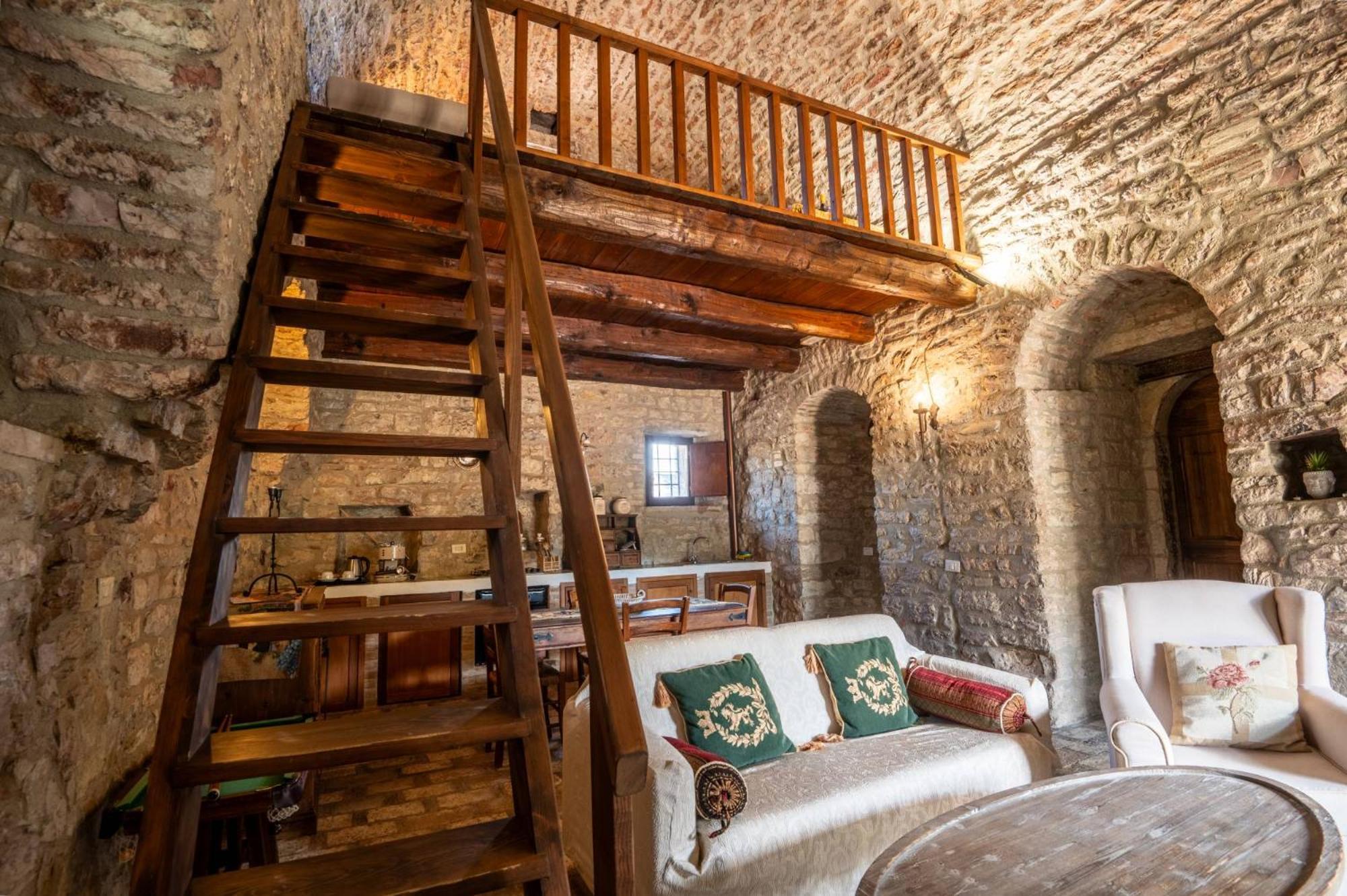 Antognola Castello Valenzino B&B 외부 사진
