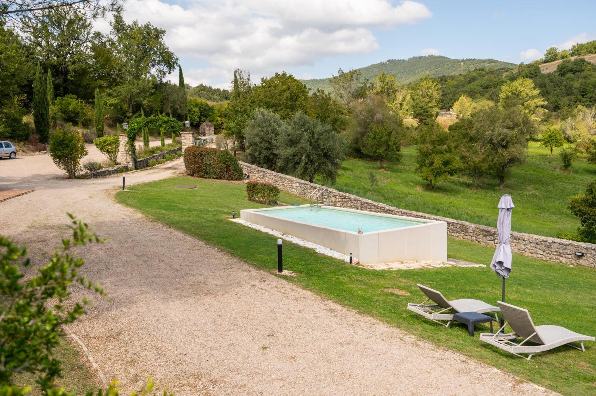Antognola Castello Valenzino B&B 외부 사진